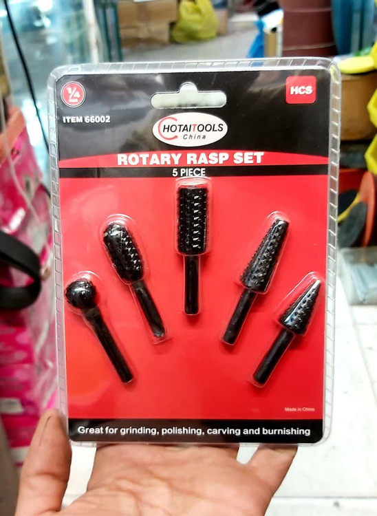 ست چوبساب سردریلی ۵ عددی یکی از ابزارهای کاربردی برای سنبادهزنی، فرمدهی و پرداخت سطوح چوبی